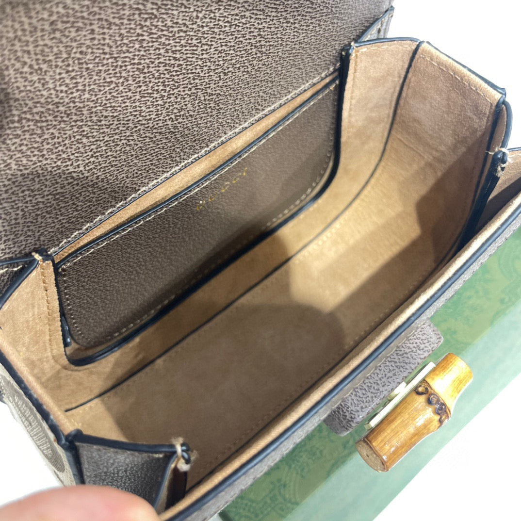 GC378 8.3x5.9x2.8inch