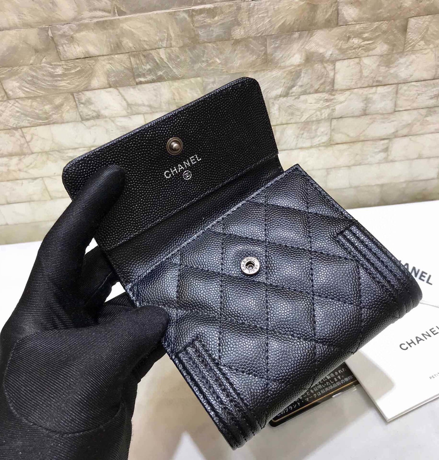 cc CO-CO Boy Flap Card Holder 11cm/4.3in Silver Hardware For Women Black