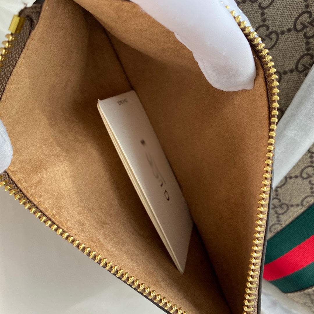 GC257 17.3x13x5.9inch