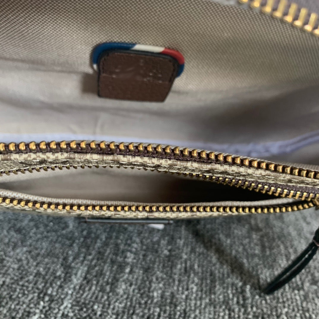 GC270 11x7.1x3.2inch