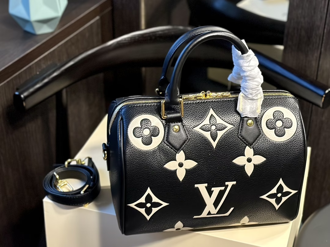 Louis new arrival speedy bag size 25cm