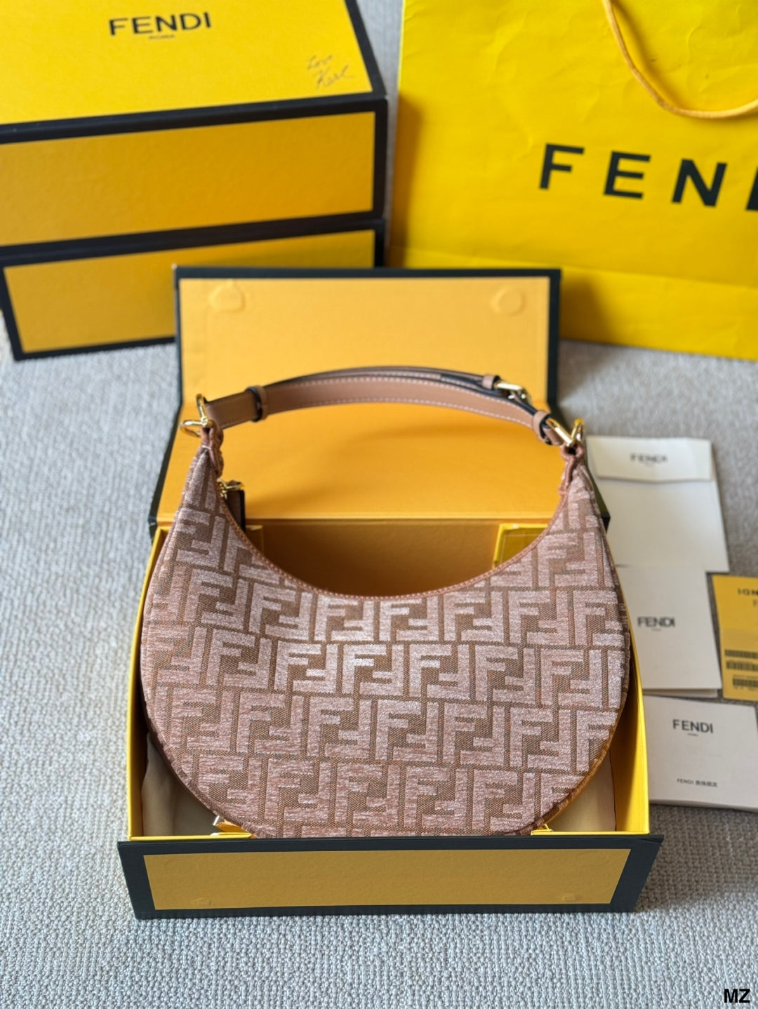 Fen 2025 new arrival graphy moon bag 002 size:30 * 16cm