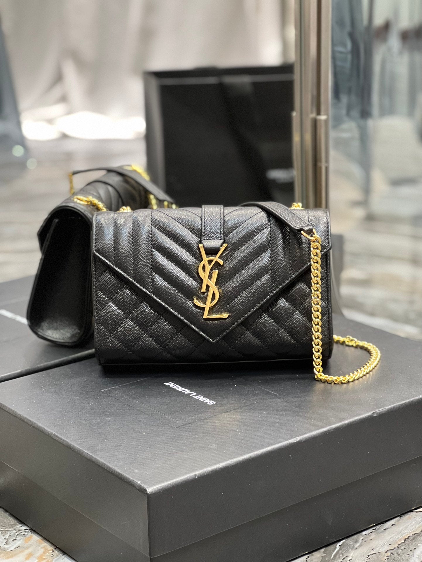 Ysl Envelope Bag 21cm 526286 03