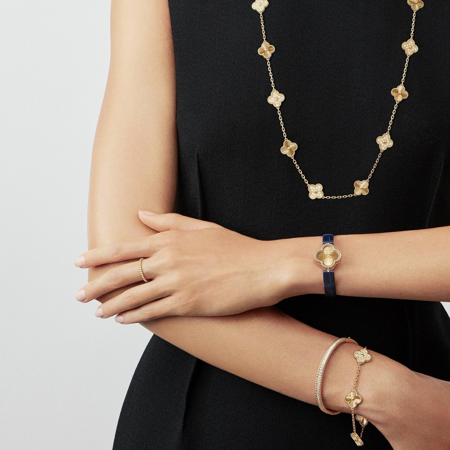 VAN CLEEF & ARPELS Vintage Alhambra Diamond Bracelet Laser Gold