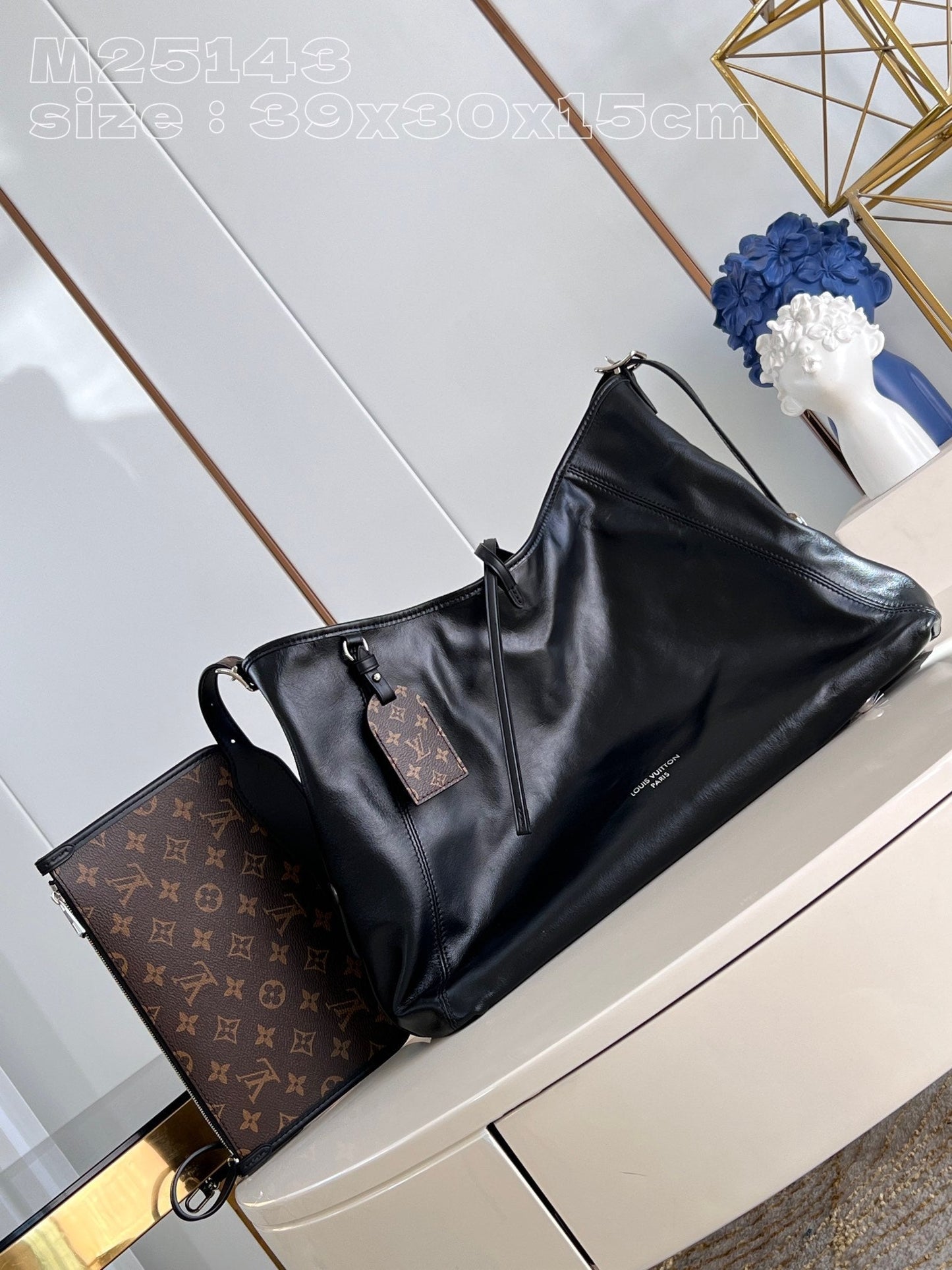 Louis Vuitton CarryAll Tote Bag Black M25143, 39 x 30 x 15 CM