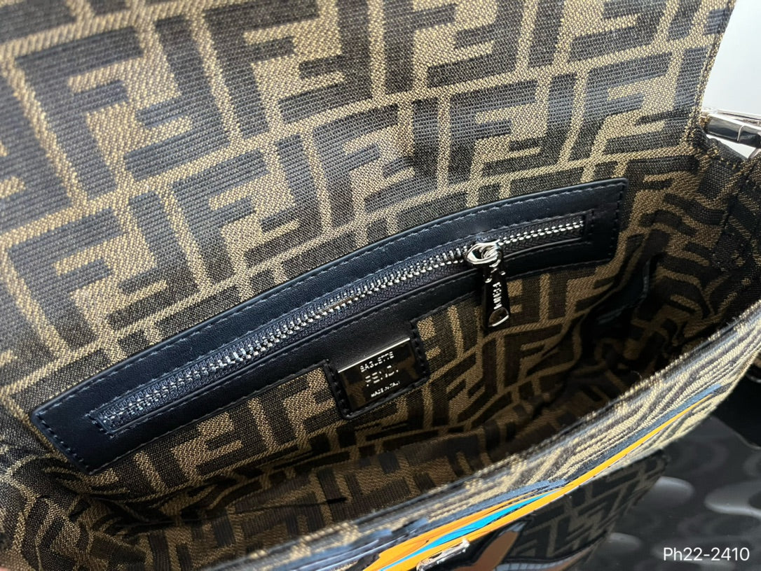 Fen FRAGMENT new arrival bag size : 26 * 14.5 cm