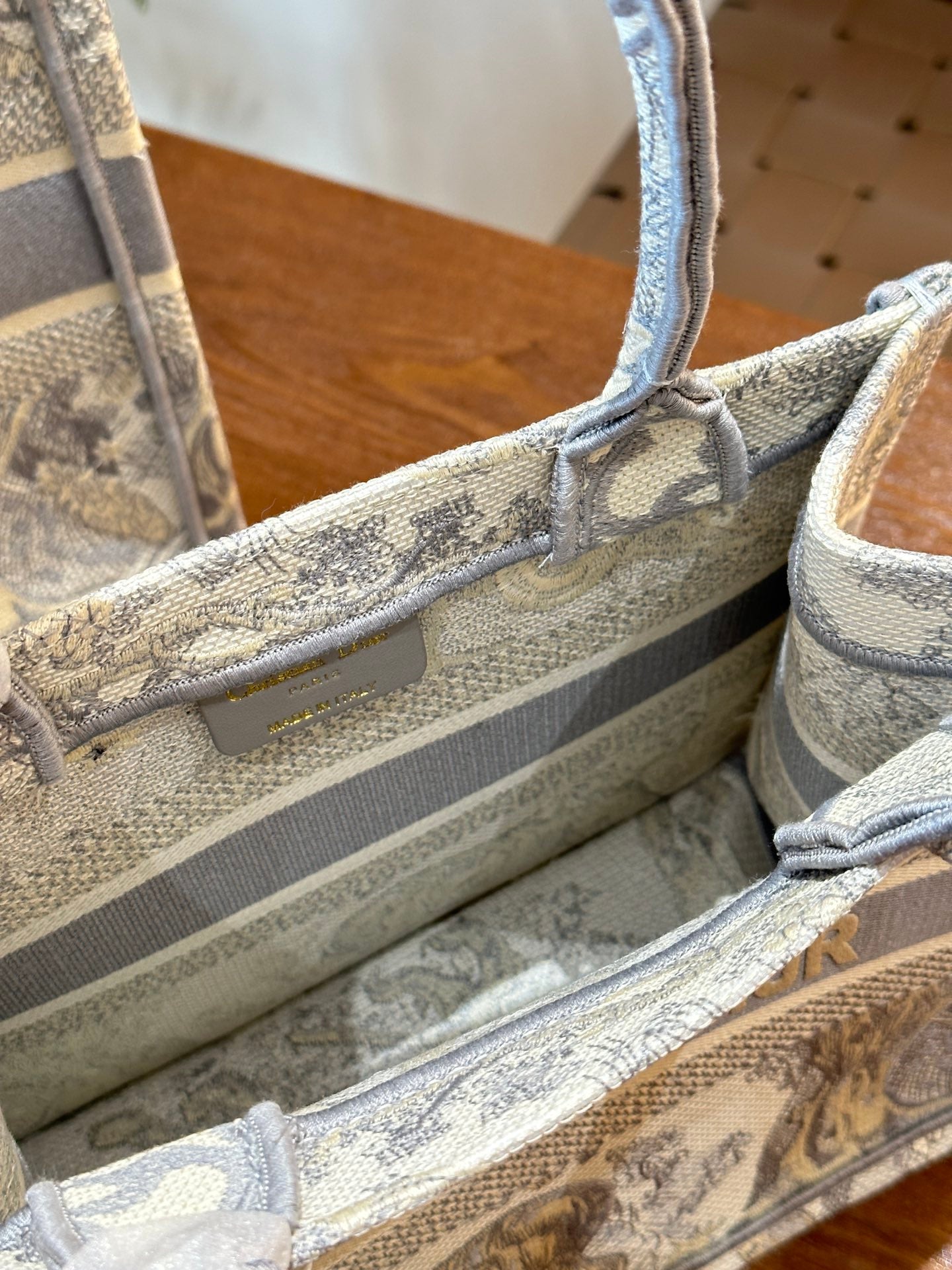 D new arrival tote bag