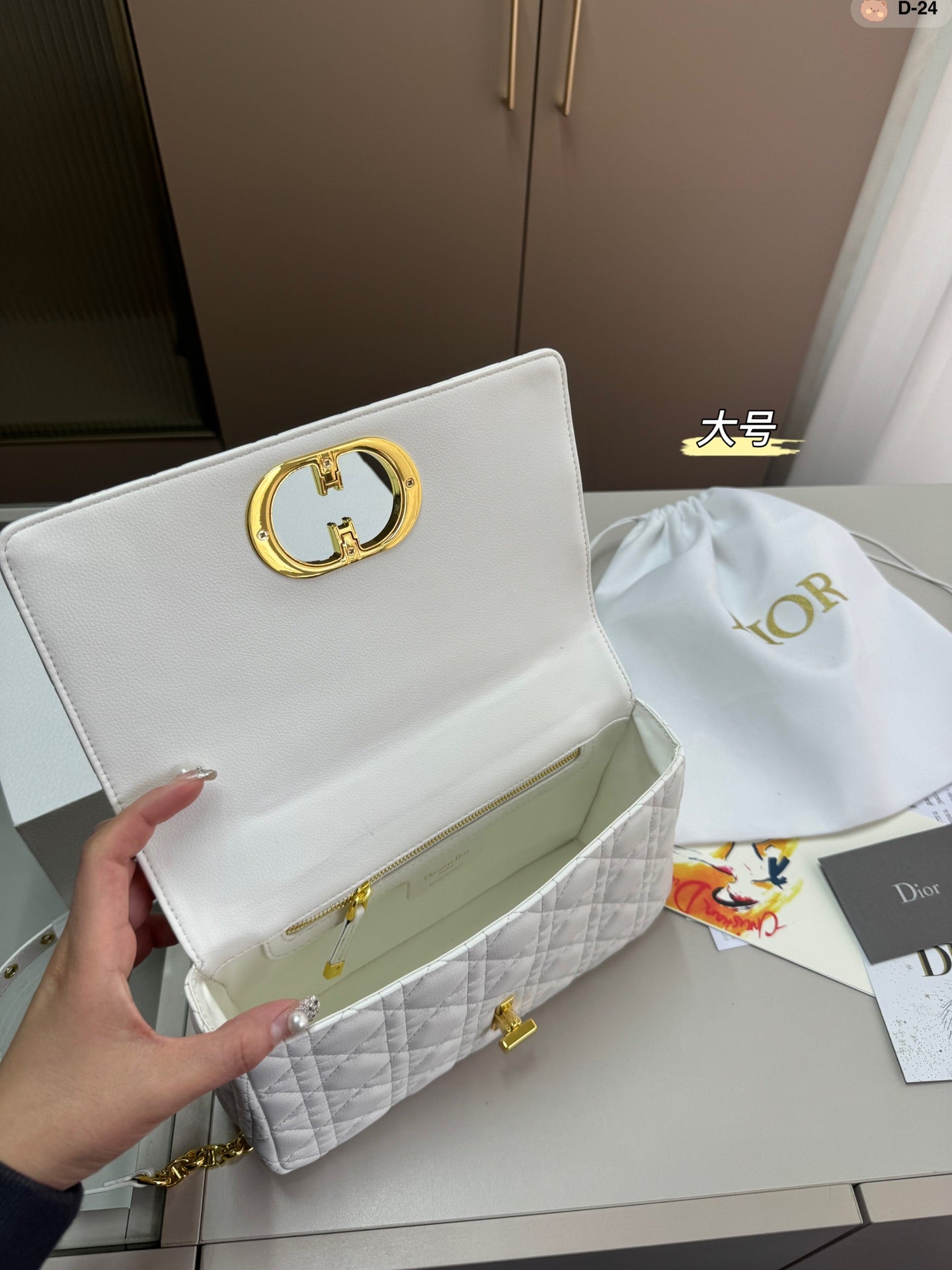 D new arrival women bag size: 25×15 cm