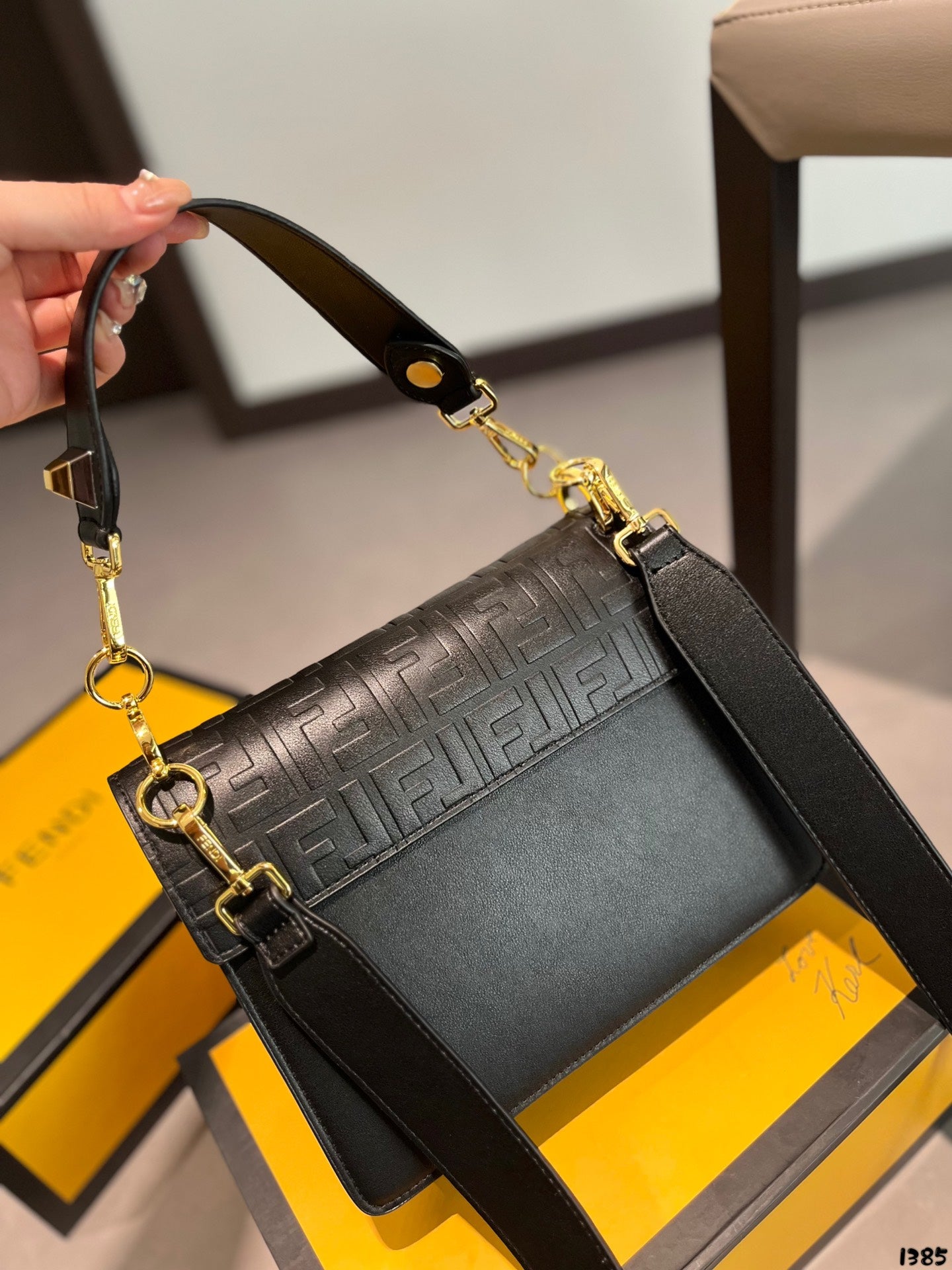 FEN Kan U new arrival bag size: 24* 18 cm