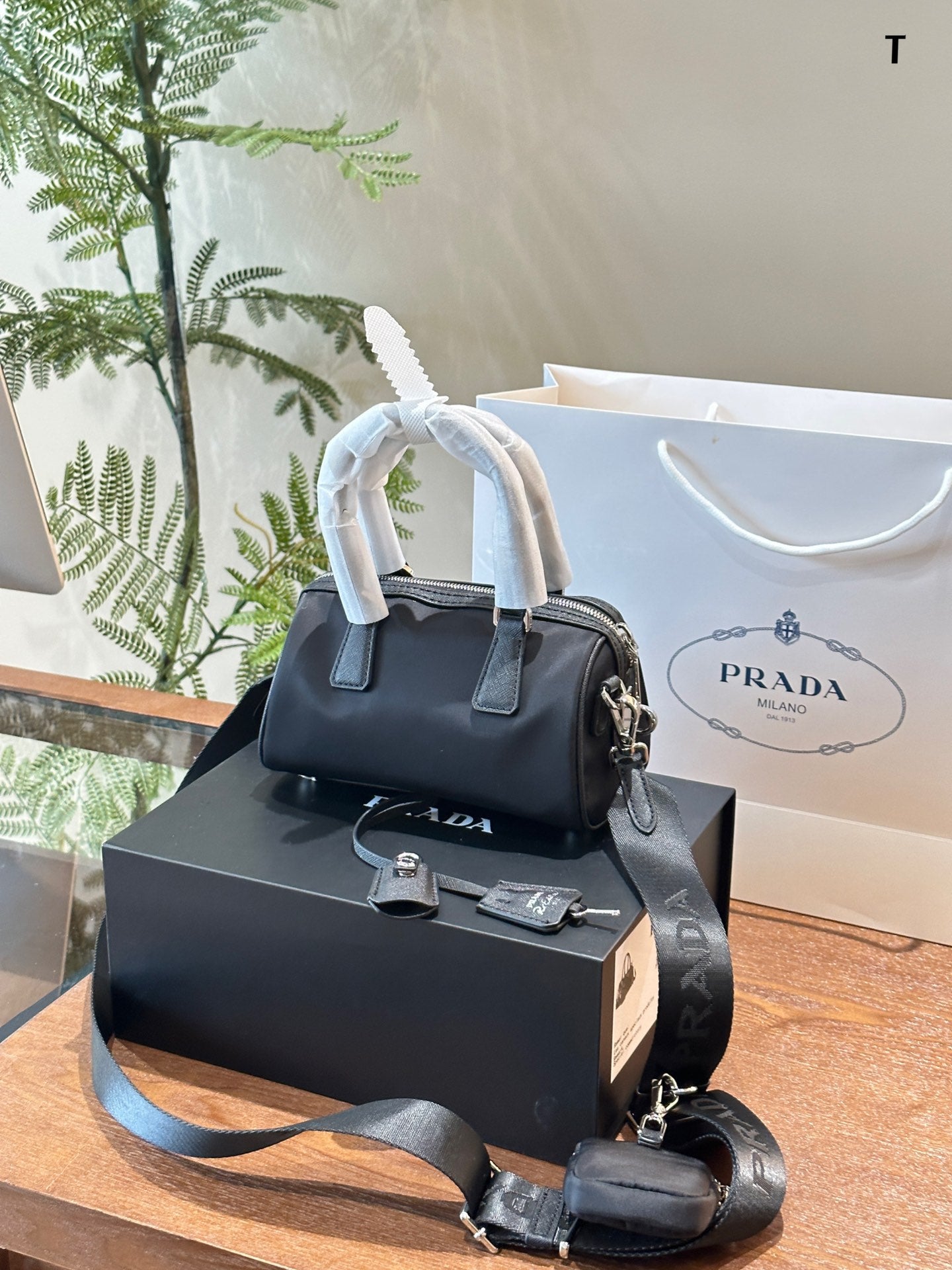 Pra new arrival boston crossbody bag size: 20/15/11 cm