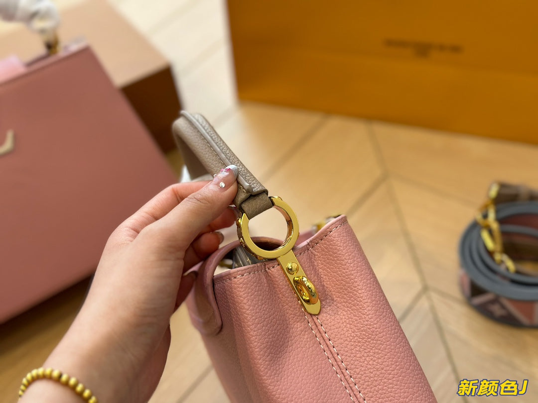 Louis new arrival Capucines monogram bag