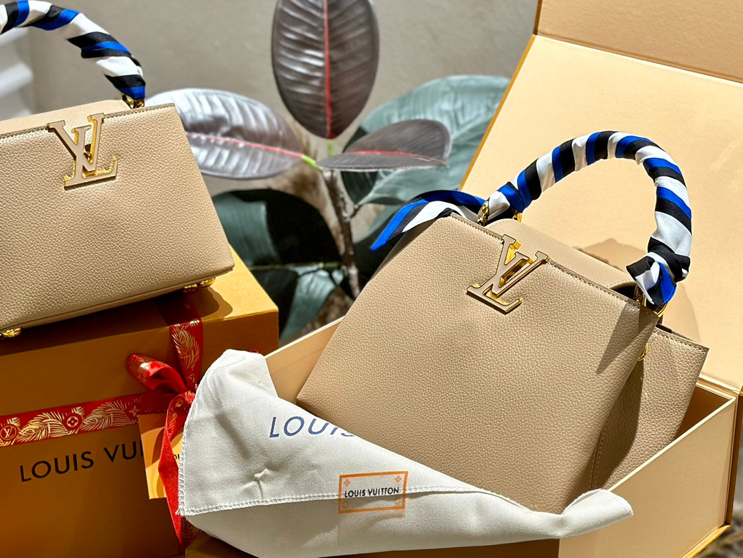 Louis capucines new arrival bag 05