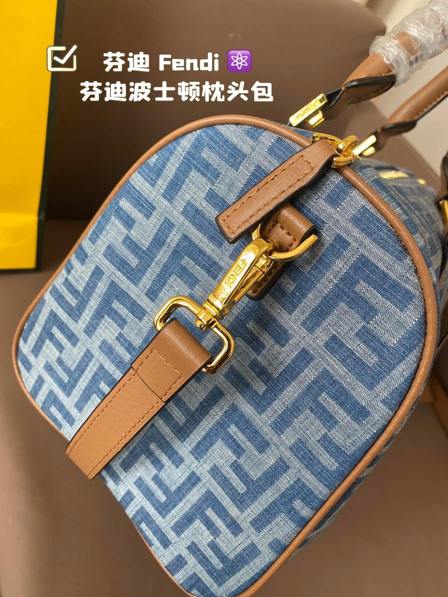 fen new arrival boston bag size: 30*20 cm