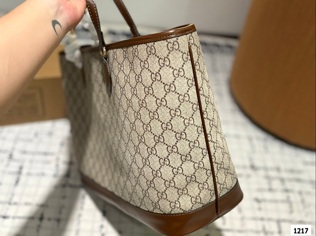 Gg new arrival tote bag size: 38*28 cm