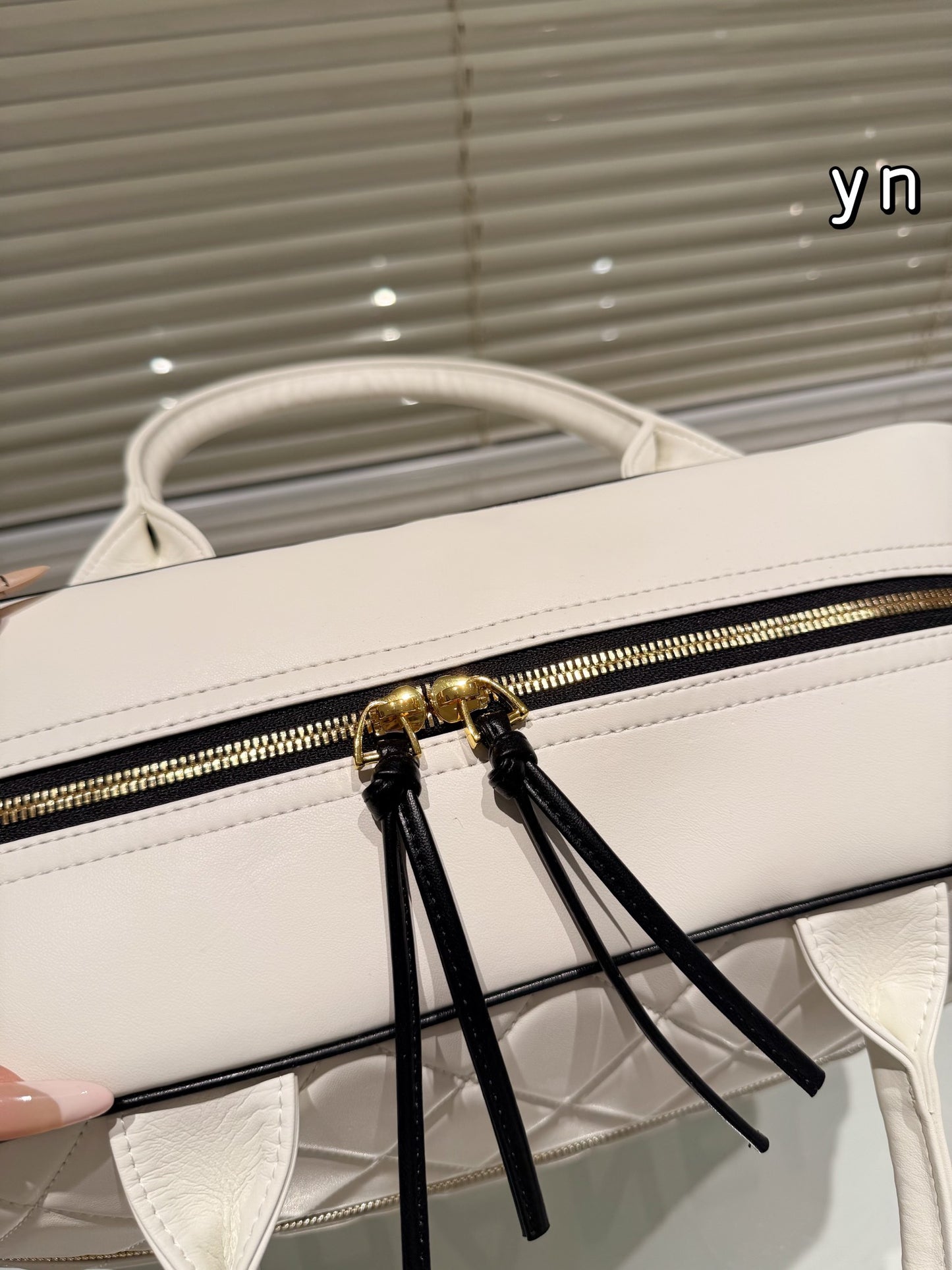 Cc new arrival 24c maxi bag size: 46*27 cm