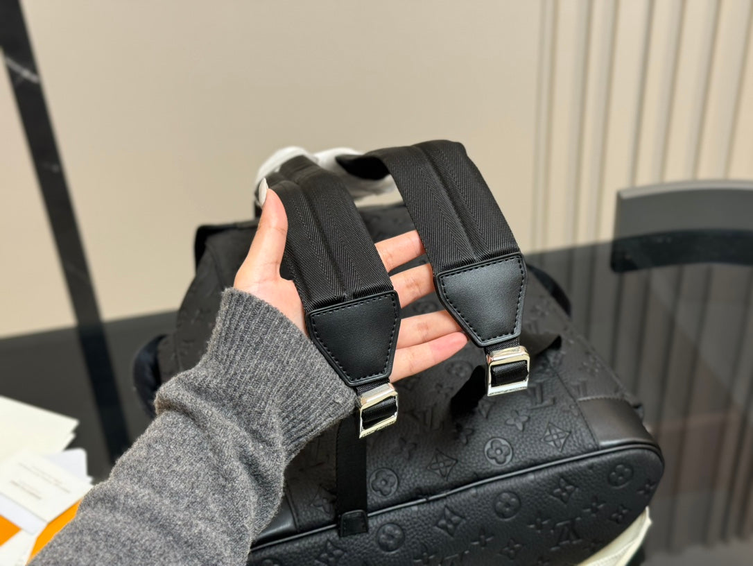 louis new arrival leather backpack bag size:33*43 cm