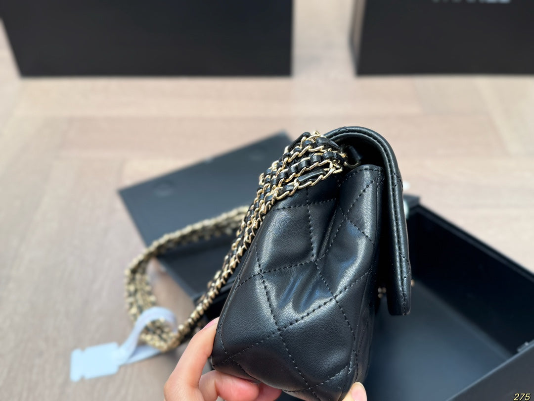 Cc 2025 new arrival chain bag size:22 * 15 cm