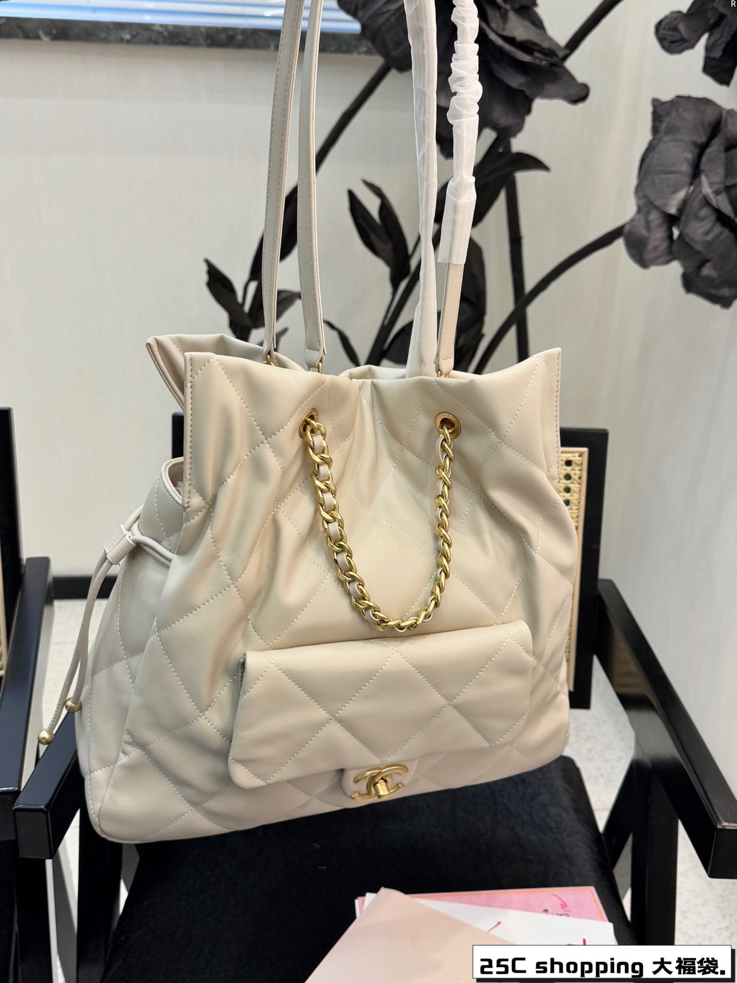 Cc New arrival 25c shopping tote bag size: 34*33 cm