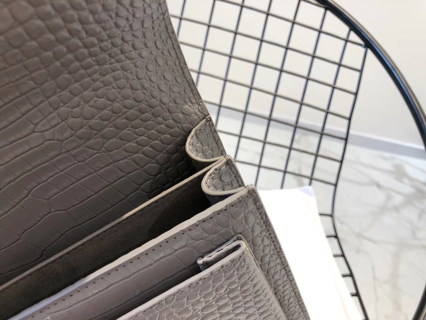 Y Medium Sunset In Crocodile Embossed Shiny Leather Bag