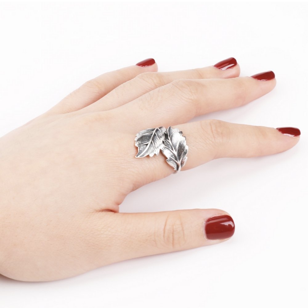 Balmora Sterling Silver Leaf Ring