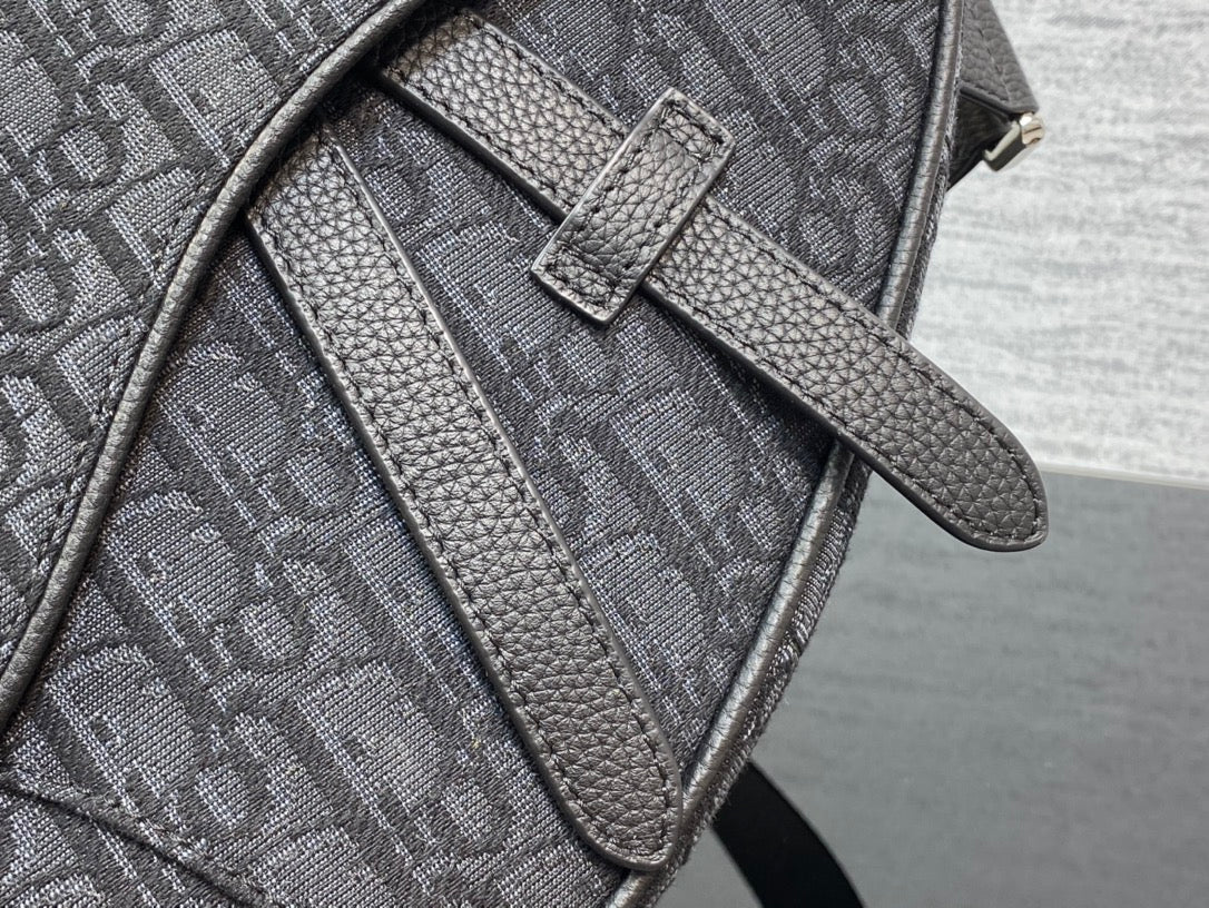 Dior Saddle Crossbody Bag Black 26x19x4.5cm