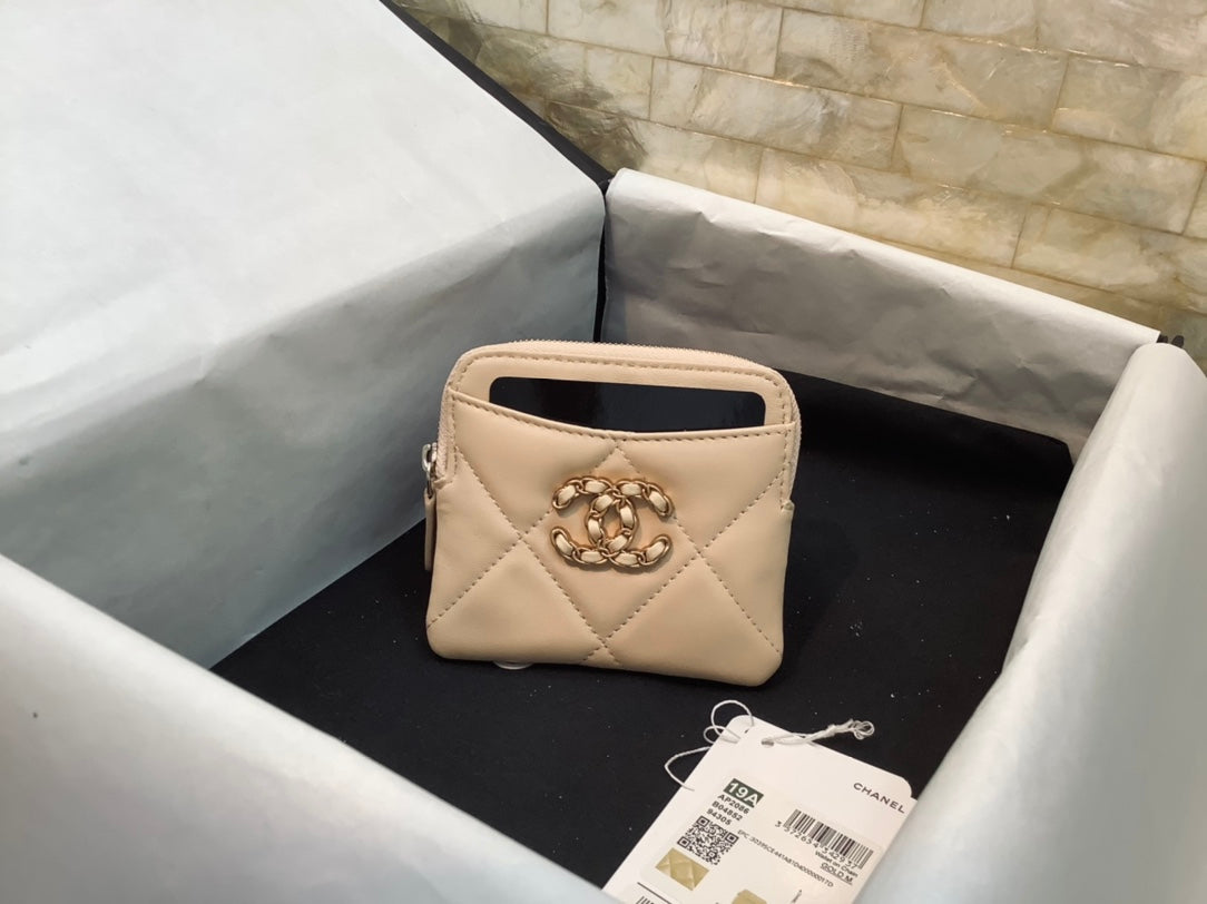 cc CO-CO Card Holder 12cm/4.7in Gold Hardware For Women Beige