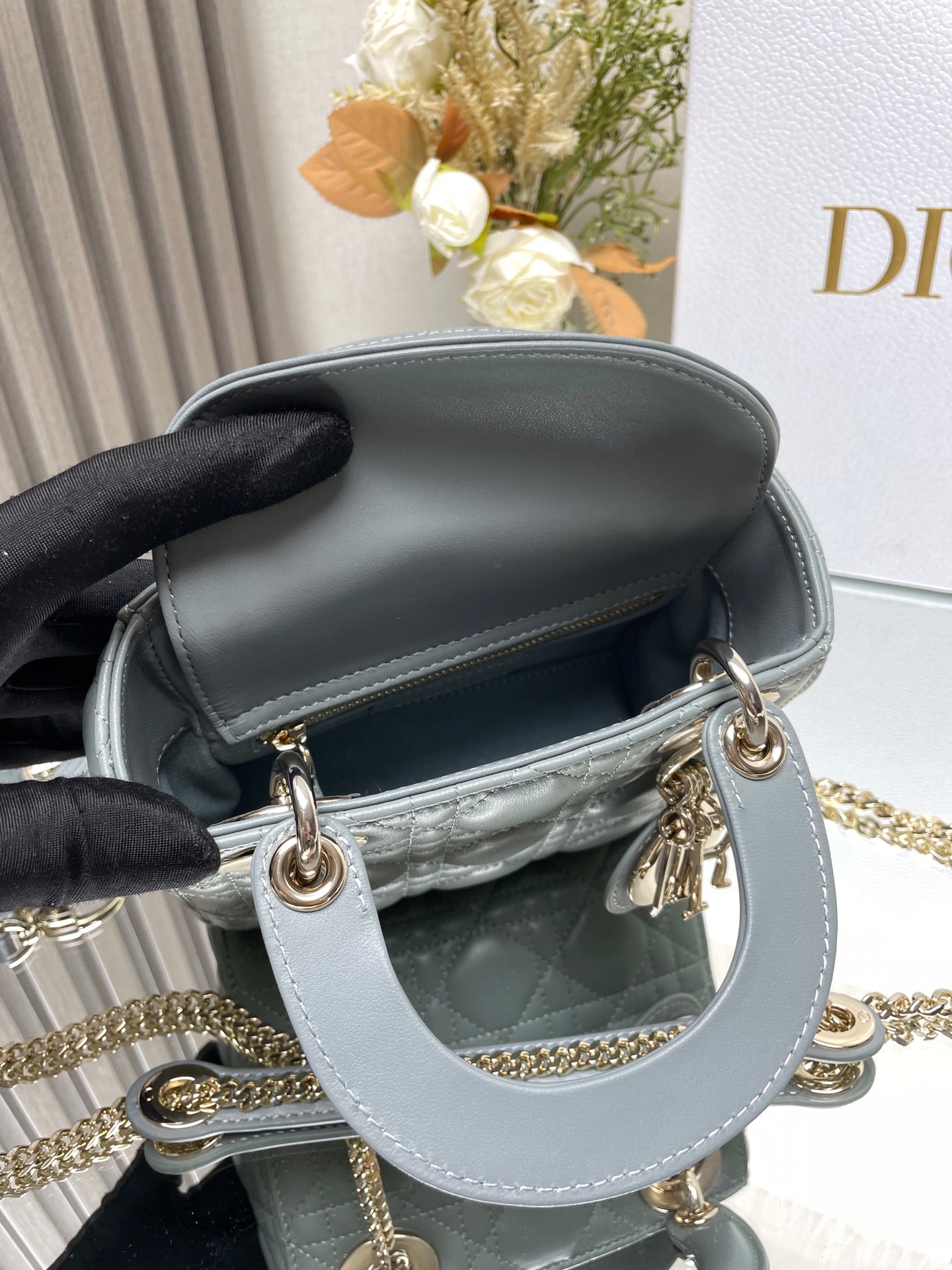 Miss Dior Lady Medium Grey HandBag M6010, 17*15*7cm