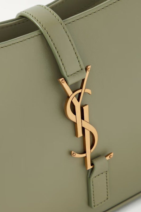 Y Leather shoulder bag �C Green