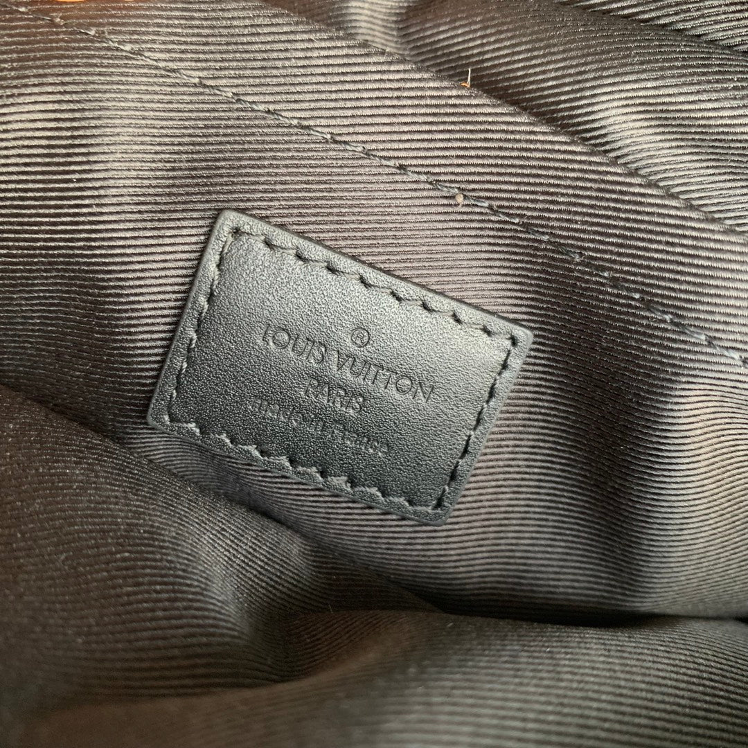 Louis Vuitton M46795 Steamer Bag 24x17x5cm Black