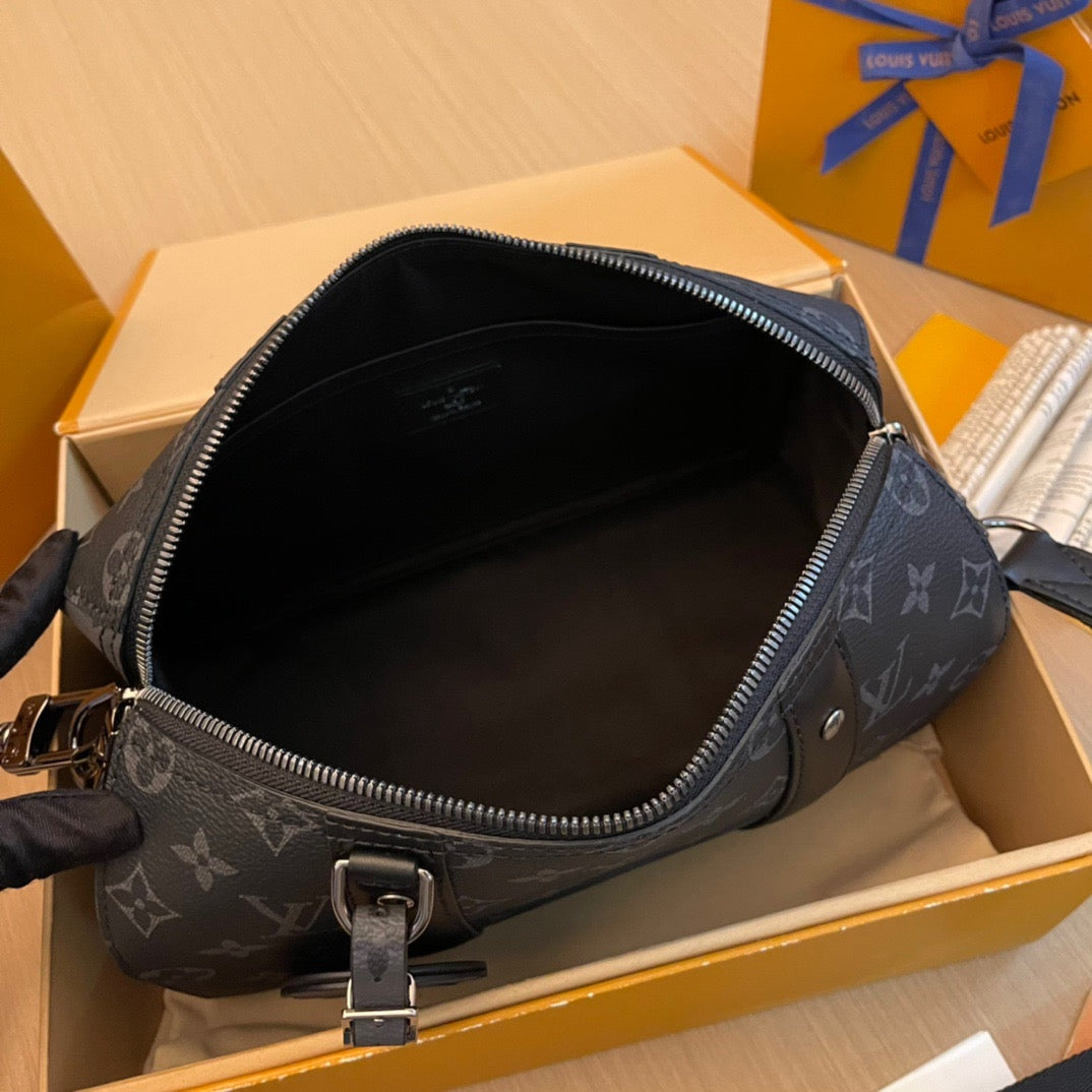 Louis Vuitton LV M45936 CITY KEEPALL Bag 27x17x13cm