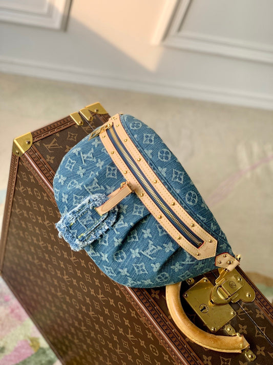 Louis Vuitton M46837 Bumbag Monogram Denim Blue Bag 38×16×7.5cm