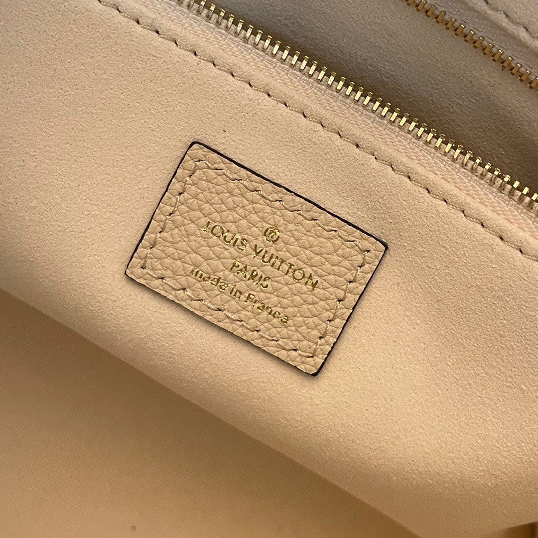 Louis Vuitton Sac Plat Giant Bicolor Monogram Handbag, 25*19*11.5 CM