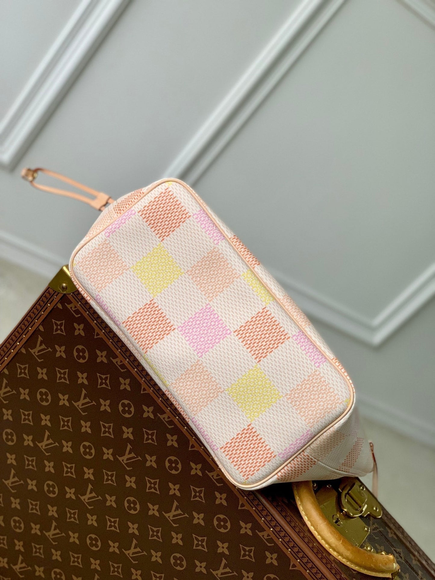 LOUIS VUITTON Damier Giant Neverfull MM Peach N40668