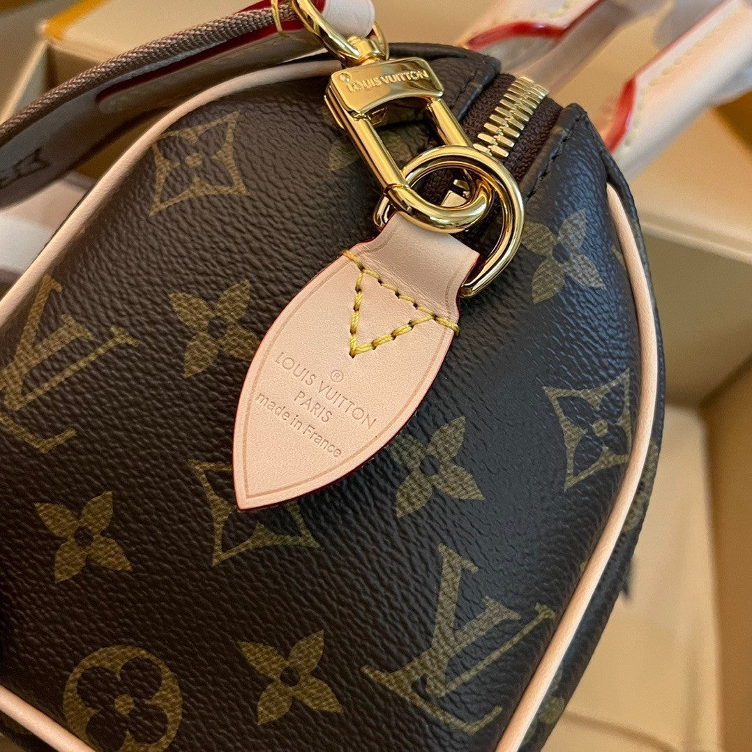 Louis Vuitton Speed 20 Monogram Handbag, 20.5*13.5*12 CM