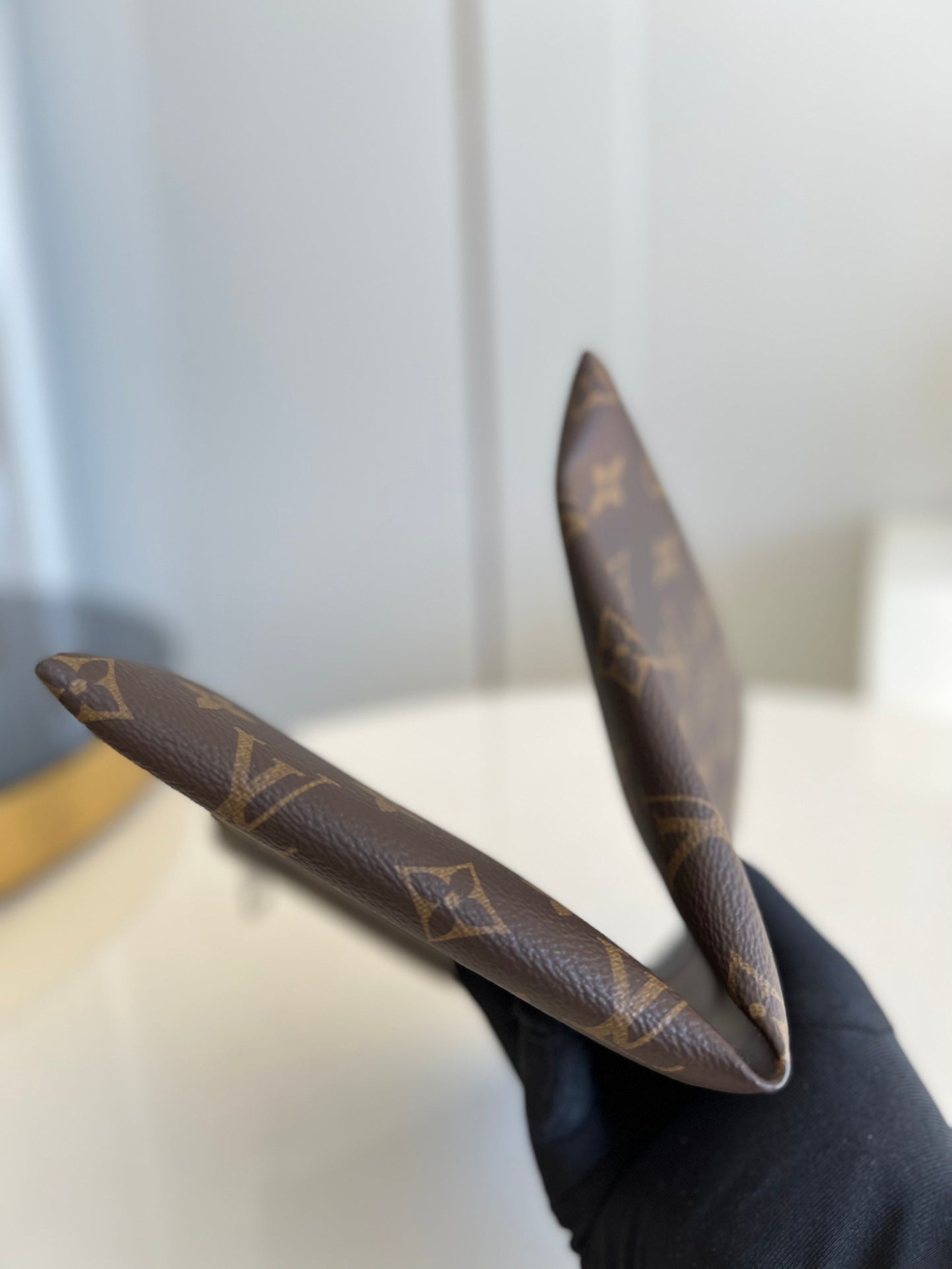 Louis Vuitton Classic Print Bag M62291 Brown, 34 x 25 x 2 CM