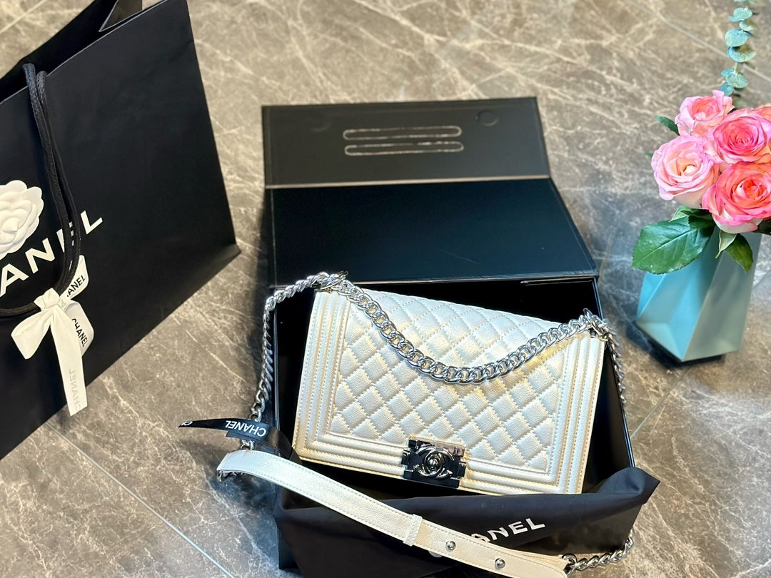 CC new arrival Leboy caviar leather size: 25 cm