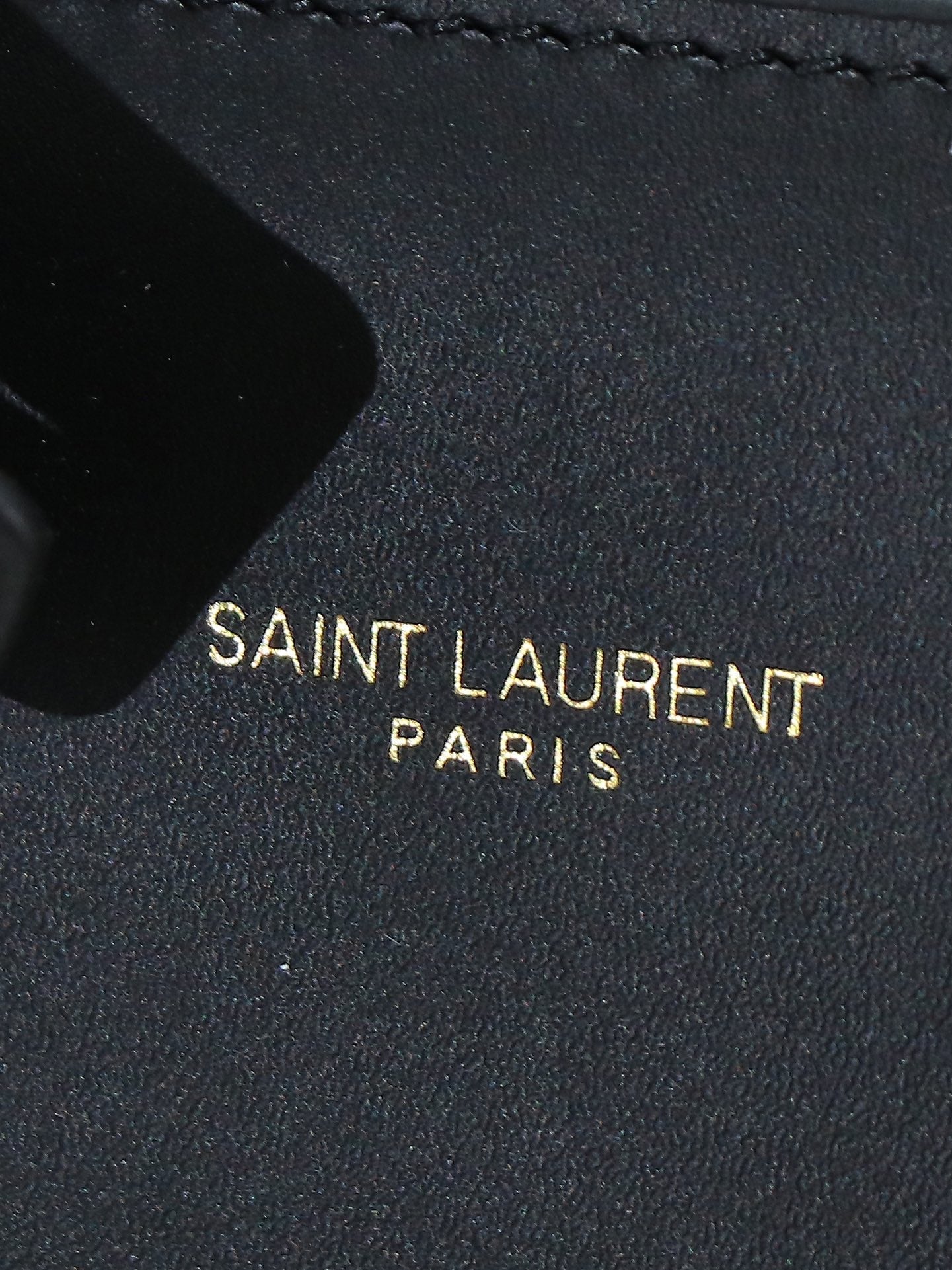 Yves Saint Laurent Classic Small SAC DE JOUR Bag 22x18x11cm