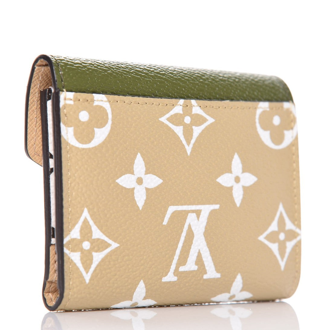 L Monogram Giant Zoe Wallet Khaki
