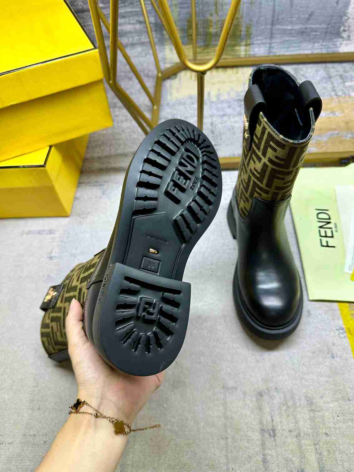 GG new arrival women boots 001