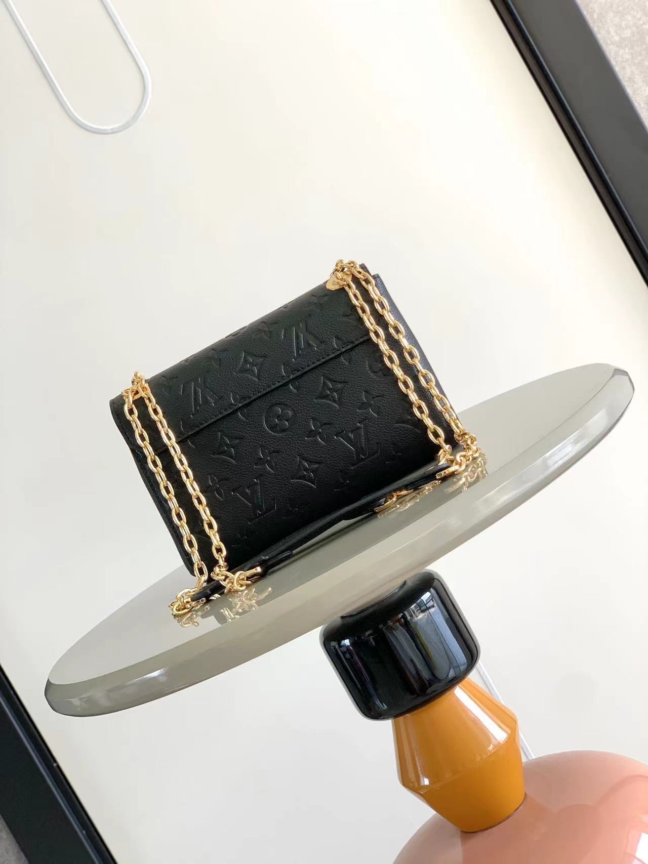 Louis Vuitton LV vavin bb M44550 Bag 21x15x8cm