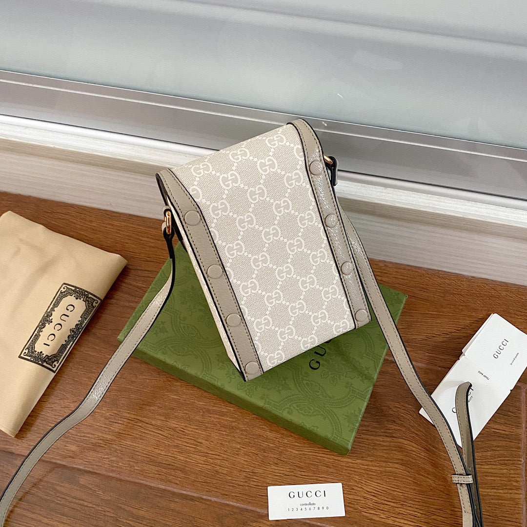 GC435 Horsebit 1955 mini bag / 4.5"W x 6.7"H x 1.6"D