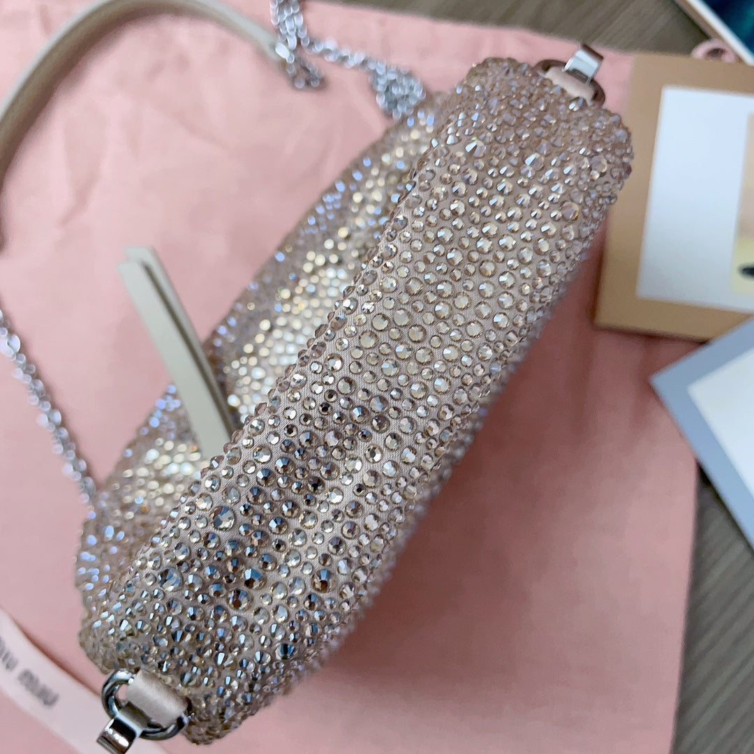 MiuMiu Wander Matelasse Handbag Purse 5BC125, 20 X 17 X 6 CM