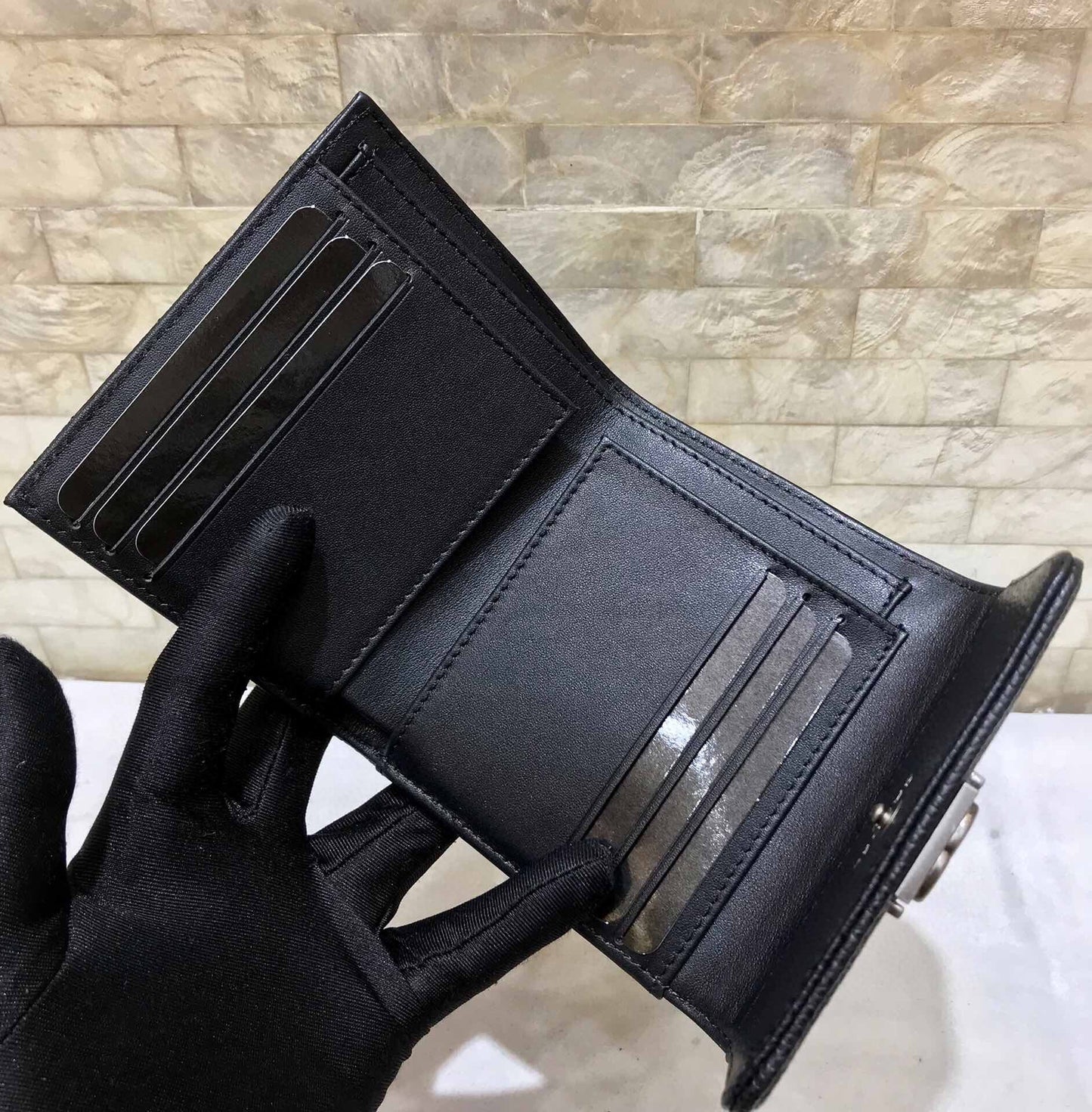 cc CO-CO Boy Flap Card Holder 11cm/4.3in Silver Hardware For Women Black