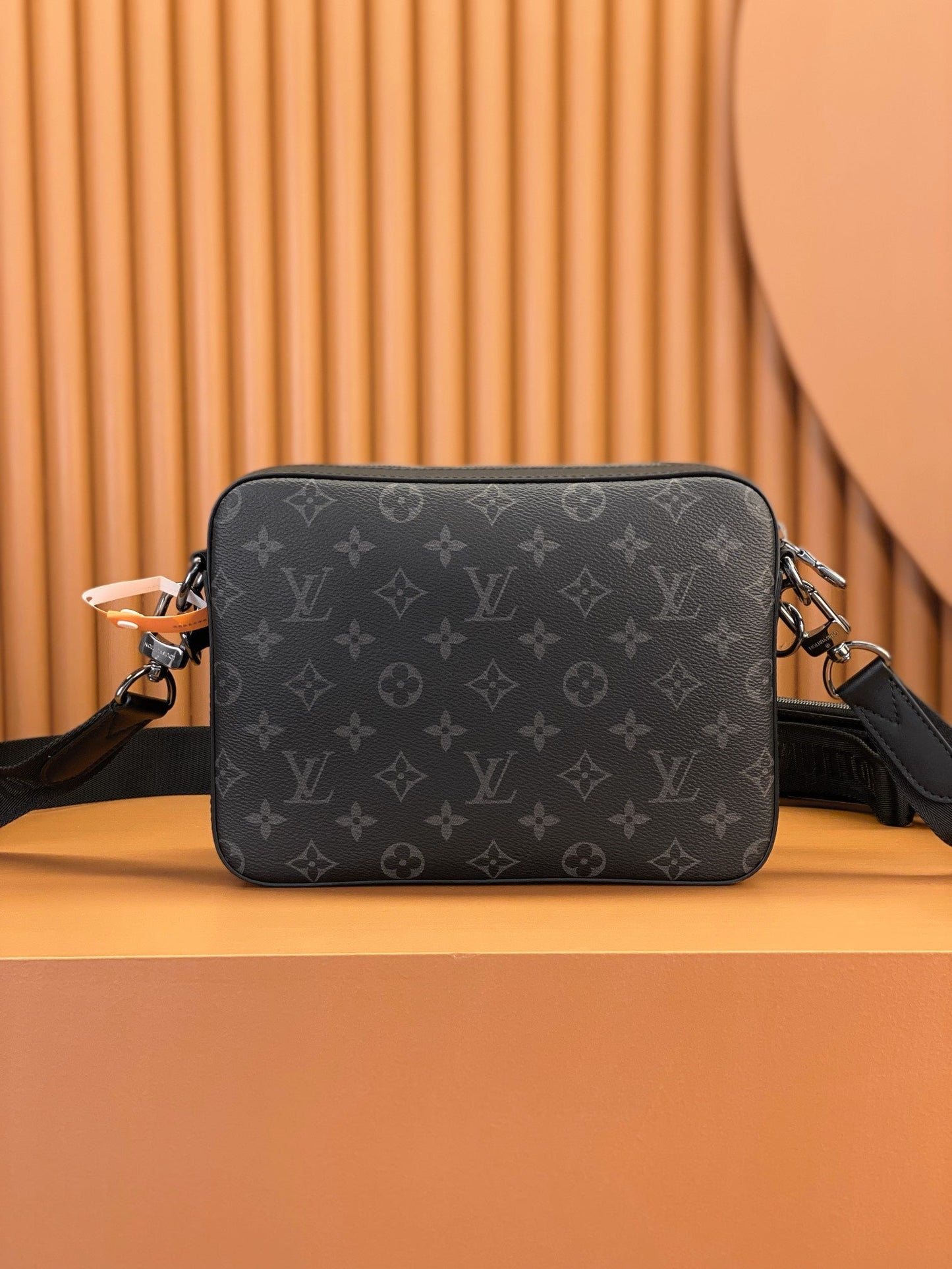 Louis Vuitton Trio Messenger Bag 25x18.5x7cm