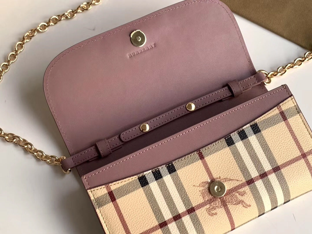 Burberry Horseferry Crossbody Bag 21x12x3cm