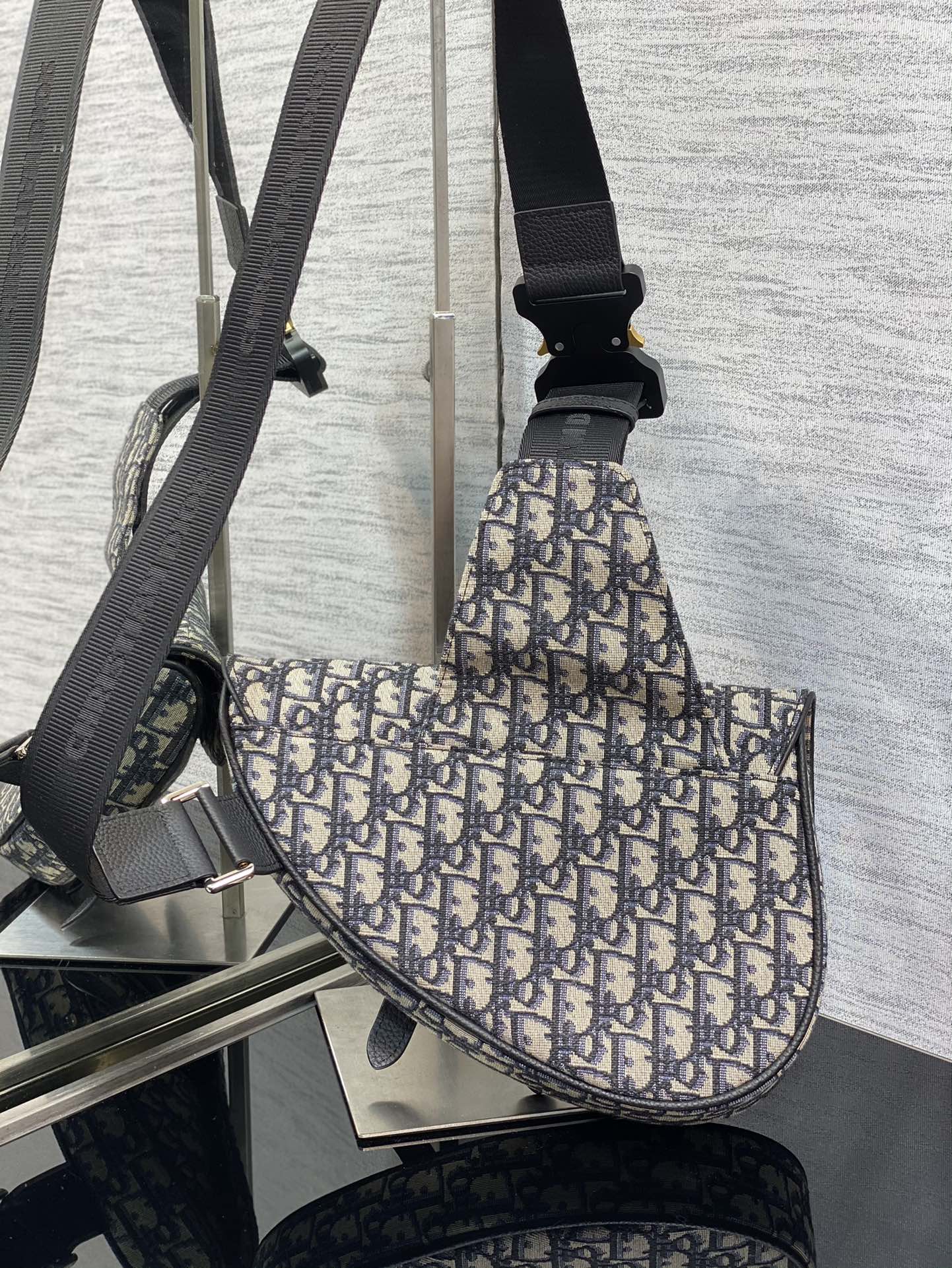 Dior Saddle Crossbody Bag Blue 26x19x4.5cm