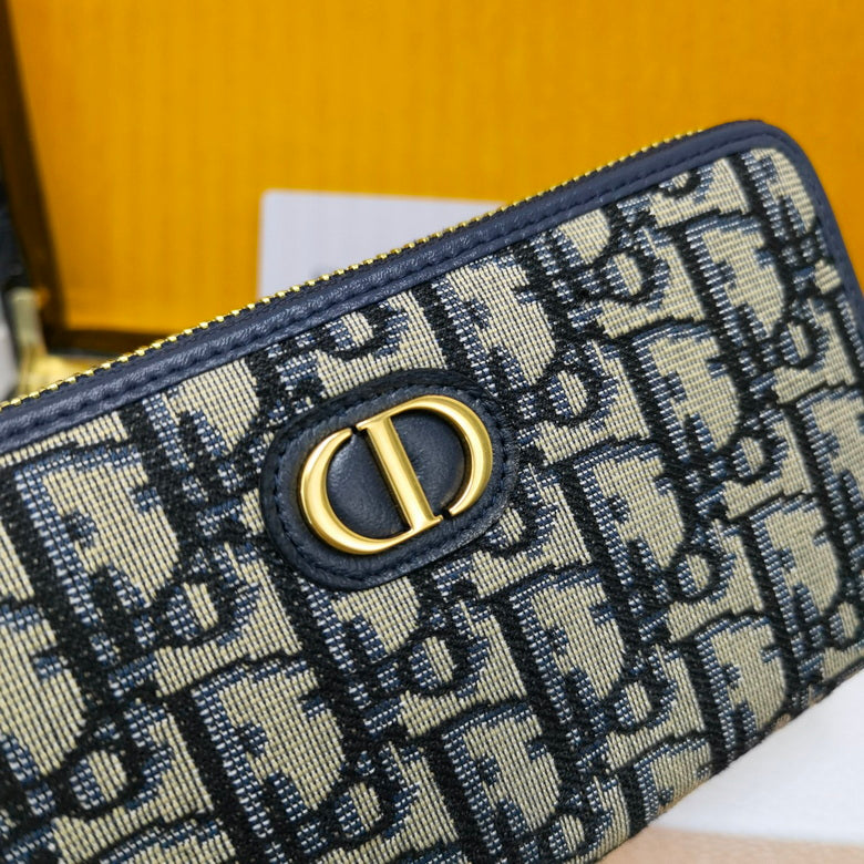 D wallet 19X10X2.5cm 01