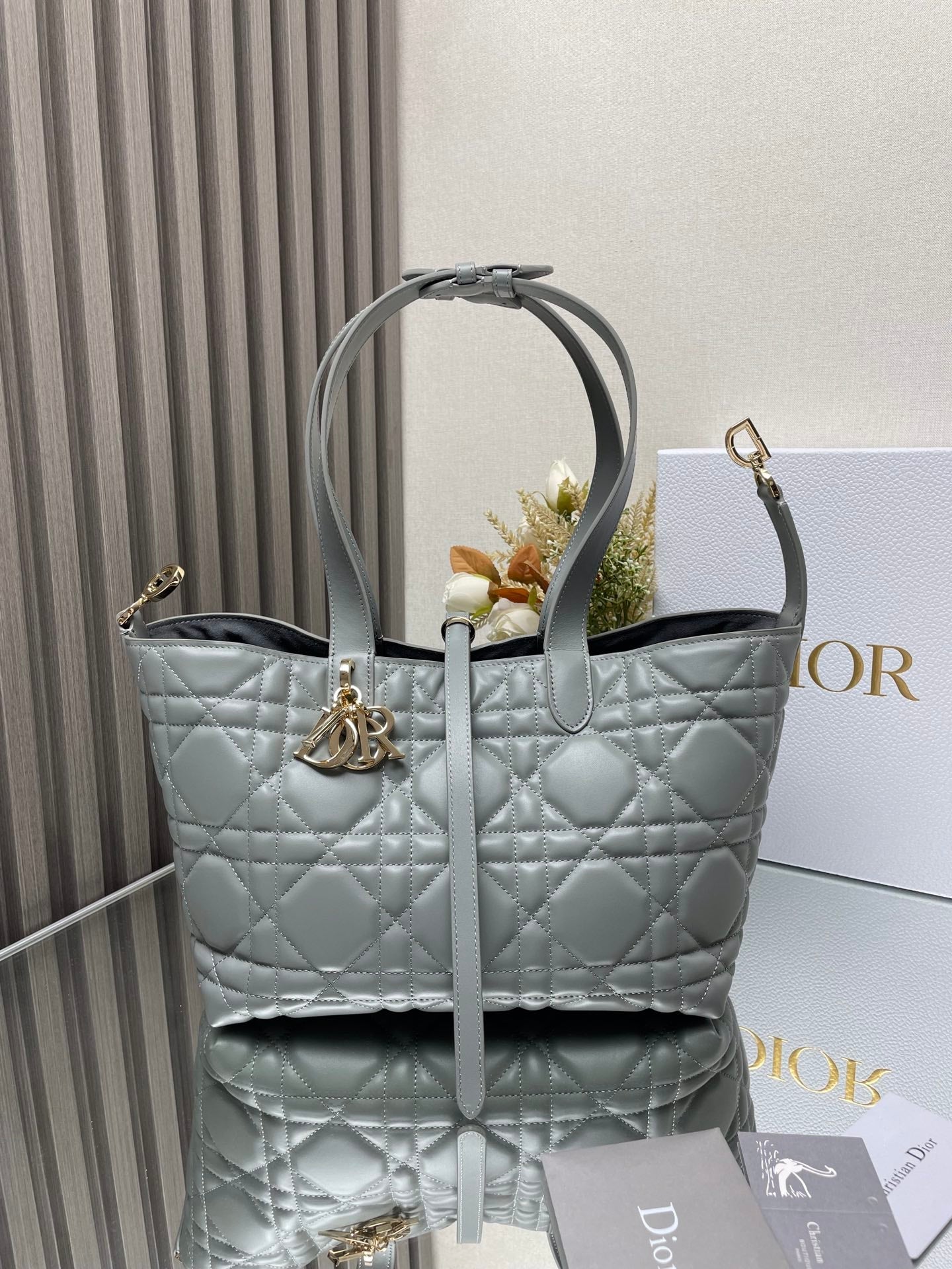 Medium Dior Toujours Bag Grey 28.5x19x21.5cm