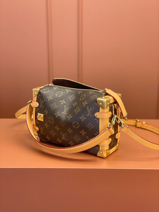Louis Vuitton Side Trunk Shoulder Bag M46358, 21x14x6cm