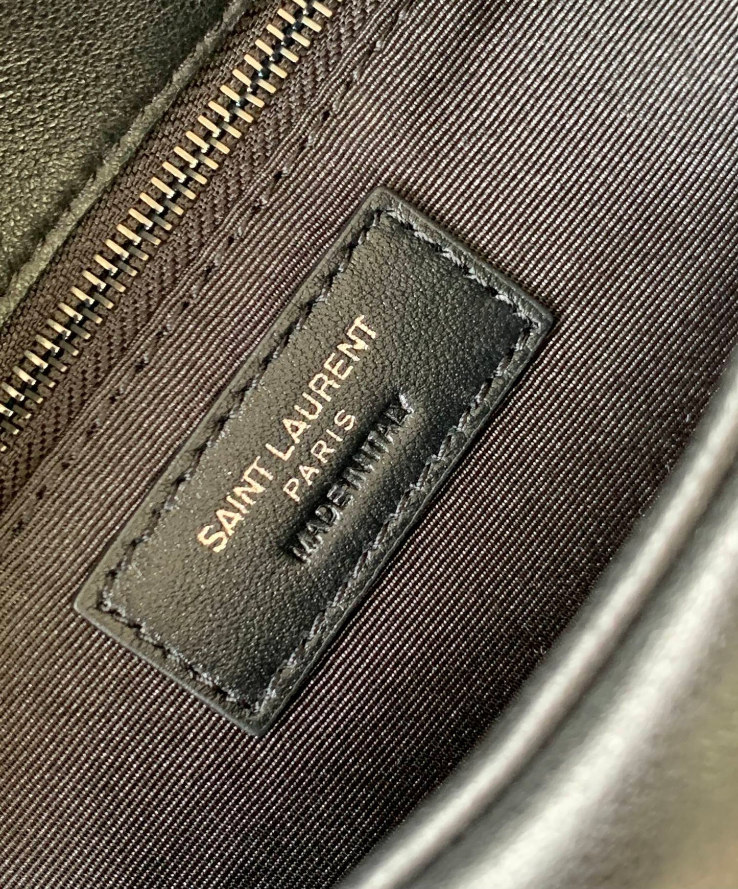 YSL Loulou Puffer Shoulder Bag, 23x15.5x5.8cm